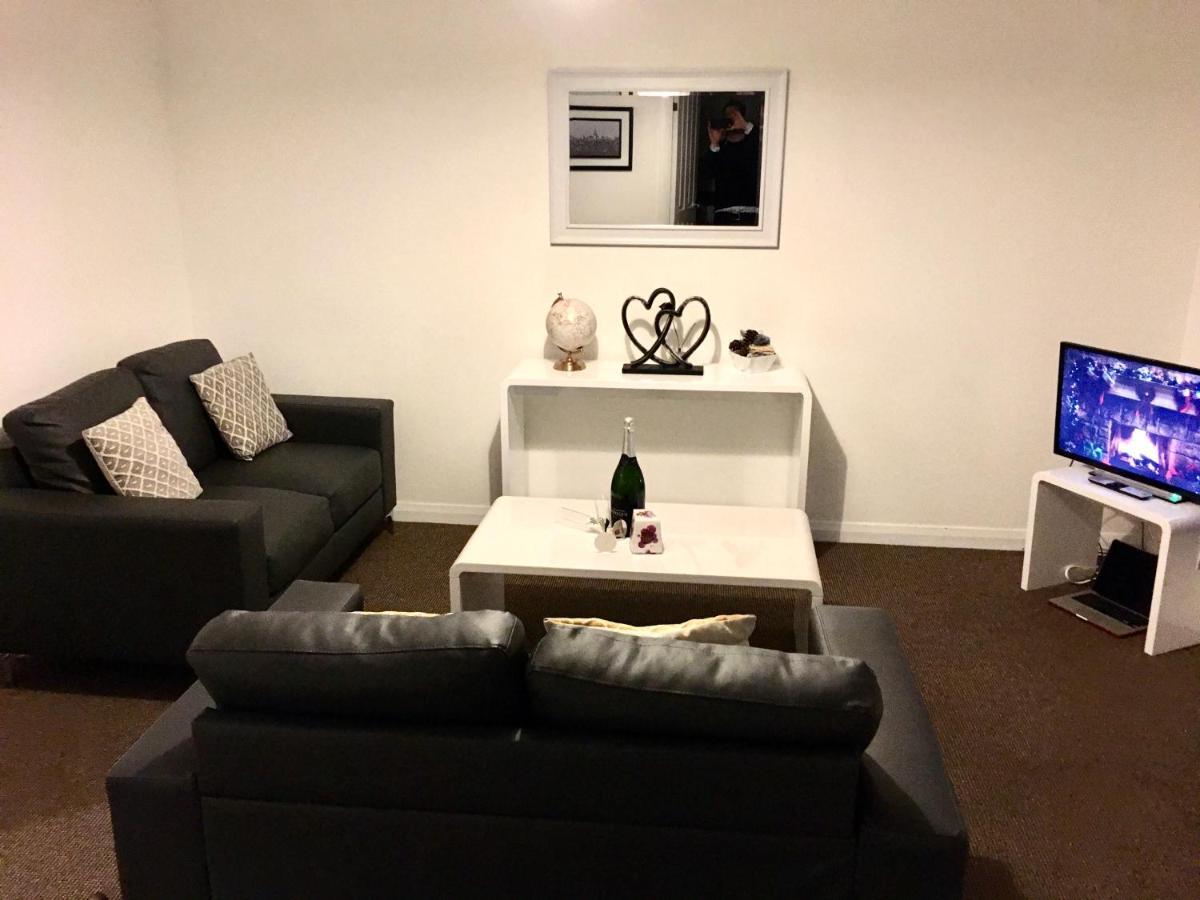 Central Spacious 2 Bedroom By Union Square Free Parking Aberdeen Dış mekan fotoğraf